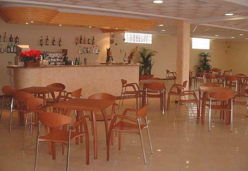 Aparthotel Residencial Vidalbir L'Alfas del Pi Bagian luar foto